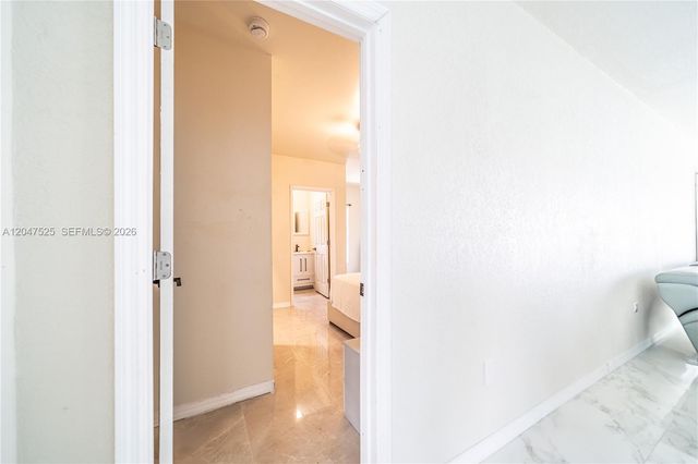 20200 NE 14th Avenue, Miami, FL 33179