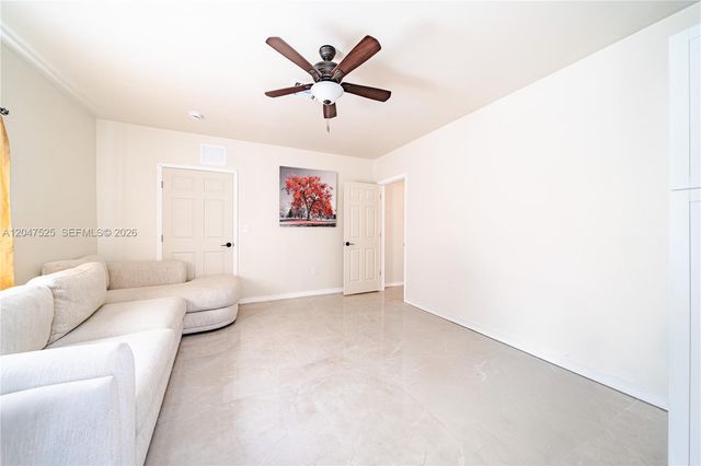20200 NE 14th Avenue, Miami, FL 33179