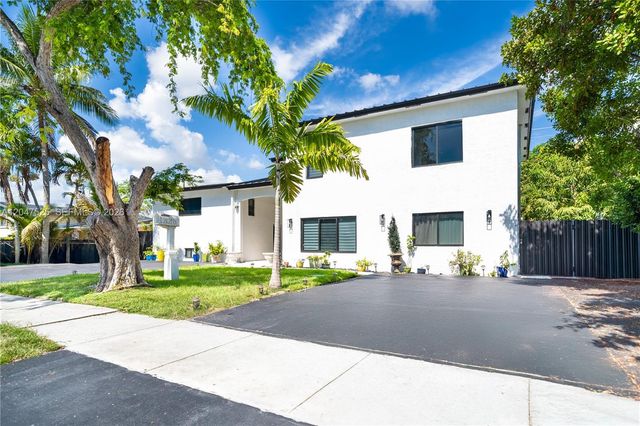 20200 NE 14th Avenue, Miami, FL 33179