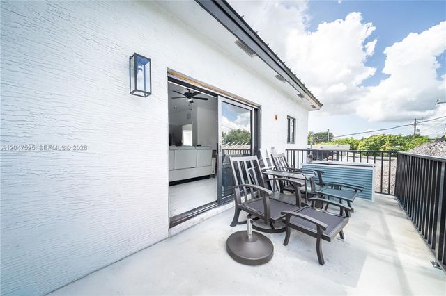 20200 NE 14th Avenue, Miami, FL 33179