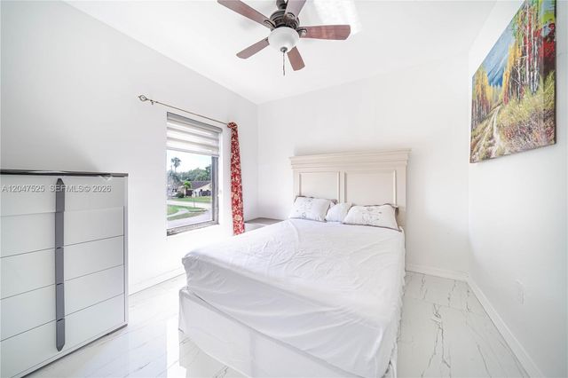 20200 NE 14th Avenue, Miami, FL 33179