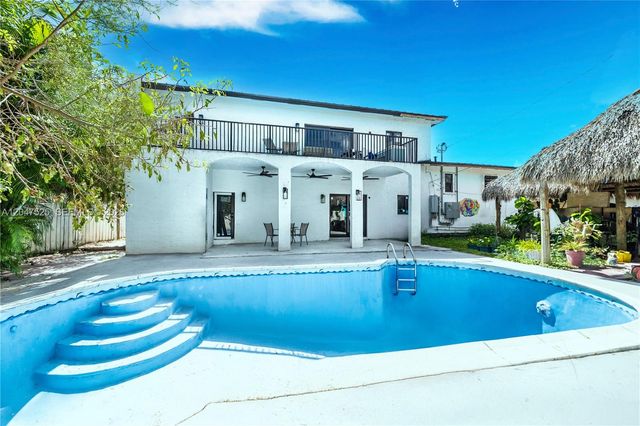 20200 NE 14th Avenue, Miami, FL 33179