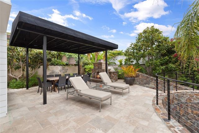 322 Emerald Bay, Laguna Beach, CA 92651