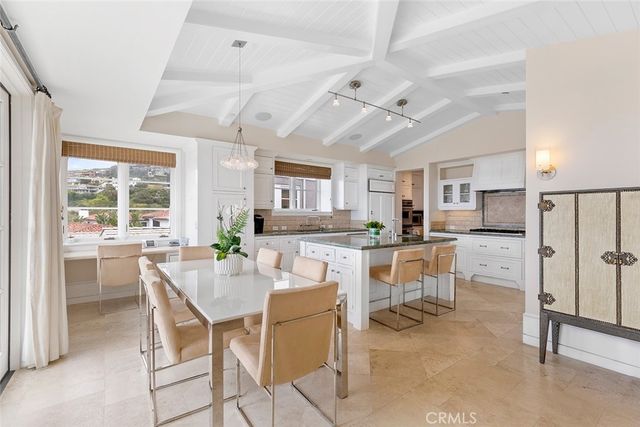 322 Emerald Bay, Laguna Beach, CA 92651