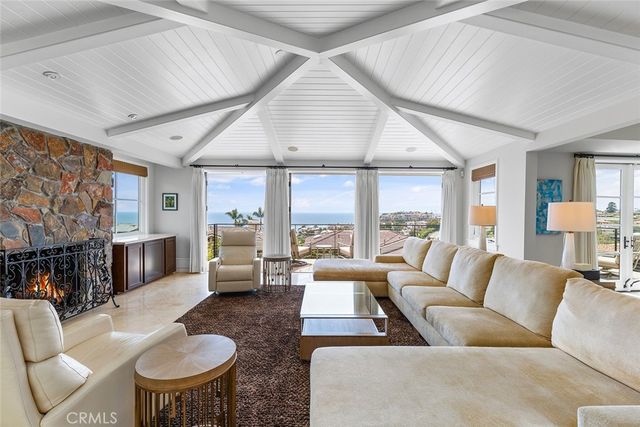 322 Emerald Bay, Laguna Beach, CA 92651