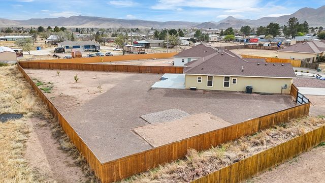 213 Doe Court, Alpine, TX 79830