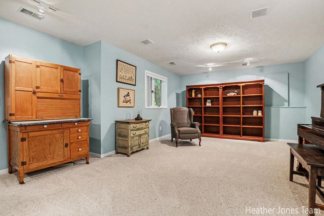 10288 Hathaway Drive, Eureka Twp, MI 48838