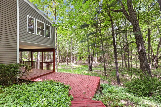 10288 Hathaway Drive, Eureka Twp, MI 48838