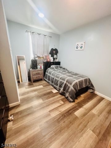 16 Victoria Ave, Newark City, NJ 07104