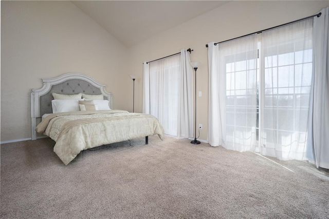 11120 Stratford Drive 214, Oklahoma City, OK 73120