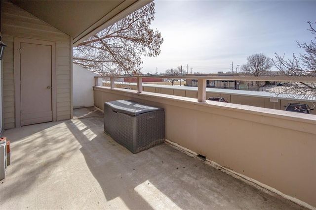 11120 Stratford Drive 214, Oklahoma City, OK 73120