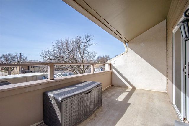 11120 Stratford Drive 214, Oklahoma City, OK 73120