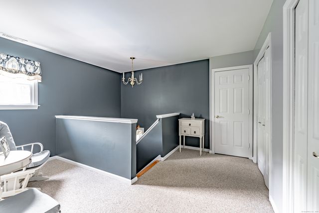15 Roarke Road, North Haven, CT 06473