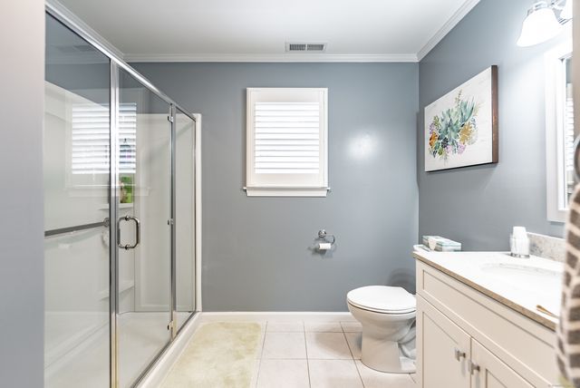 15 Roarke Road, North Haven, CT 06473