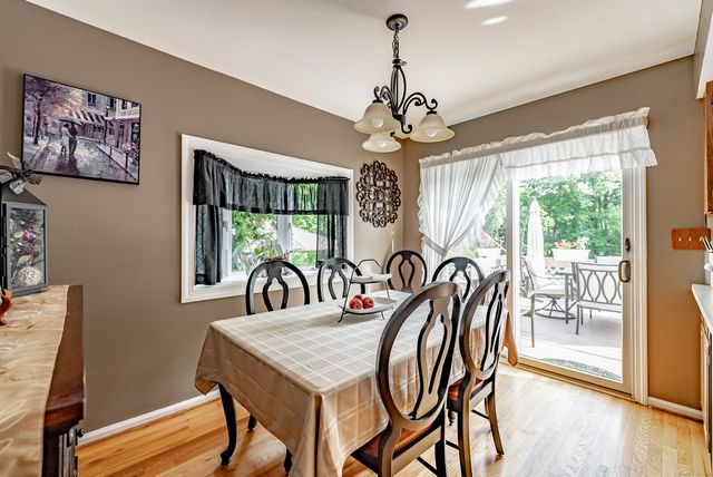 15 Roarke Road, North Haven, CT 06473