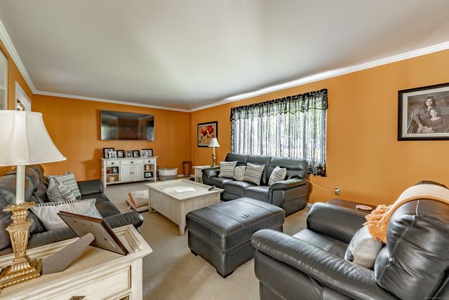 15 Roarke Road, North Haven, CT 06473