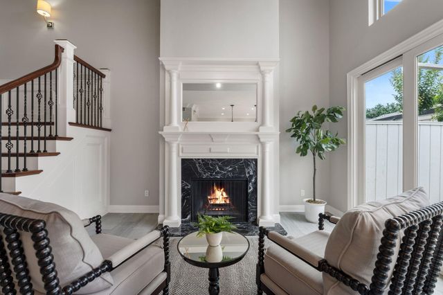 5913 Sugar Hill Drive 225, Houston, TX 77057