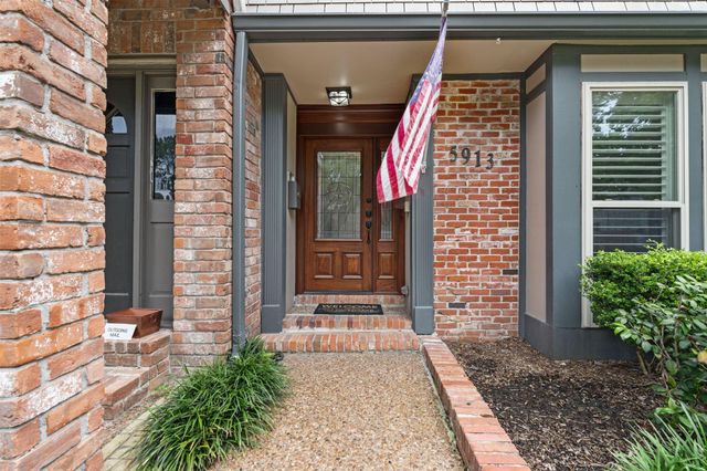 5913 Sugar Hill Drive 225, Houston, TX 77057