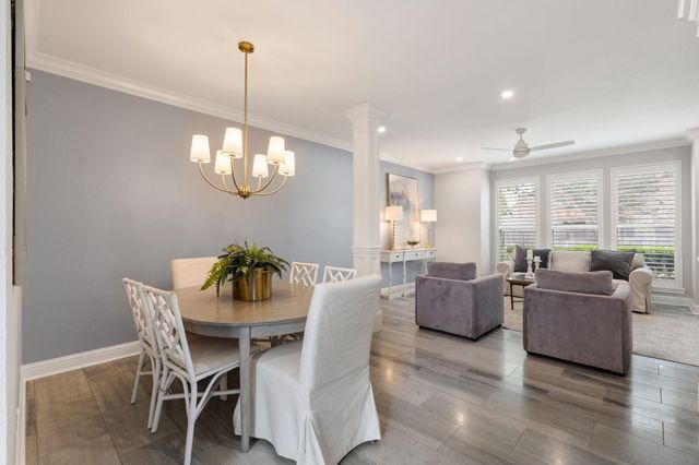 5913 Sugar Hill Drive 225, Houston, TX 77057