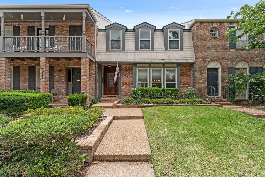 5913 Sugar Hill Drive 225, Houston, TX 77057