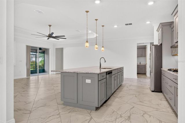 8418 SW 93RD CIRCLE, Ocala, FL 34481