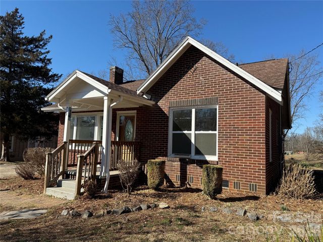 712 Griffin Avenue NW, Valdese, NC 28690