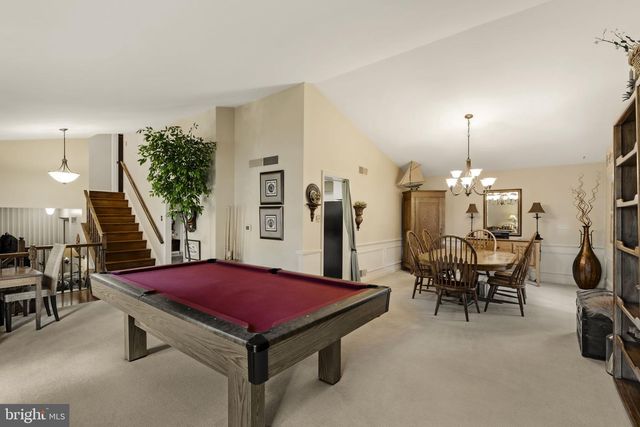 691 MARLOW DR, York, PA 17402