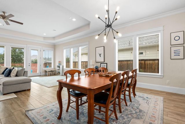 2335 Pale Star Drive, Conroe, TX 77384