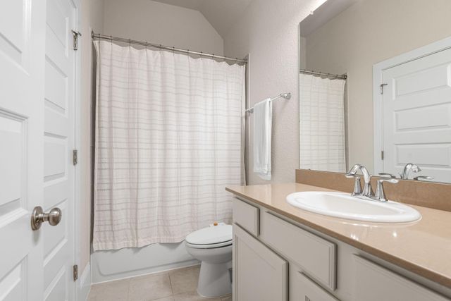 2335 Pale Star Drive, Conroe, TX 77384