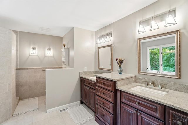 11880 Spiral Pass, Cincinnati, OH 45249