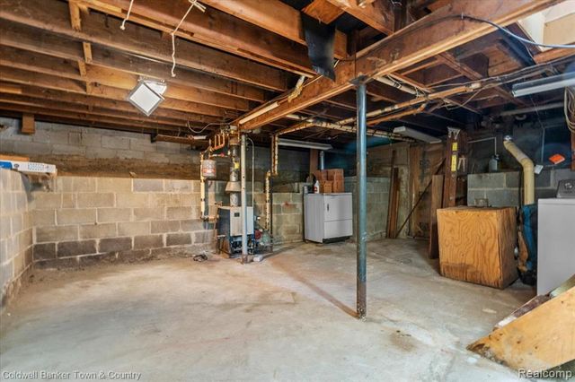 485 Rivard Boulevard, Waterford, MI 48327
