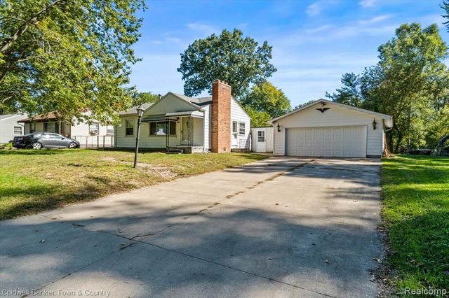 485 Rivard Boulevard, Waterford, MI 48327