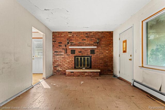 485 Rivard Boulevard, Waterford, MI 48327
