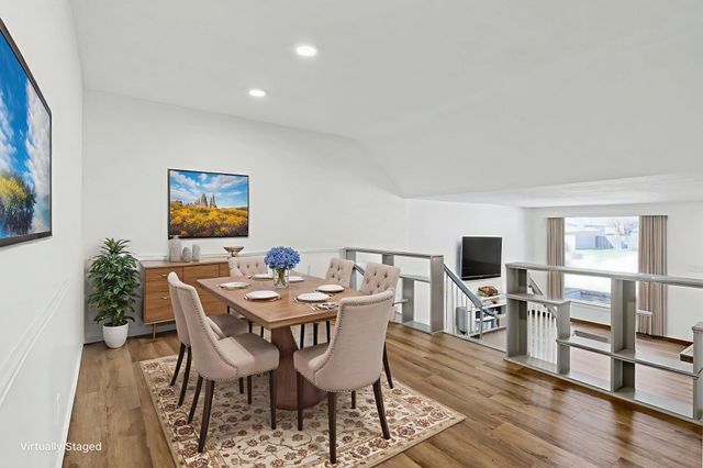 8721 E Lockmoor Cir, Wichita, KS 67207