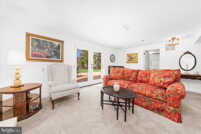 101 VILLAGE DR, North Wales, PA 19454