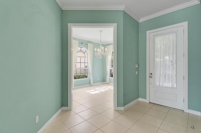 805 Niemen Drive, Palm Beach Gardens, FL 33410