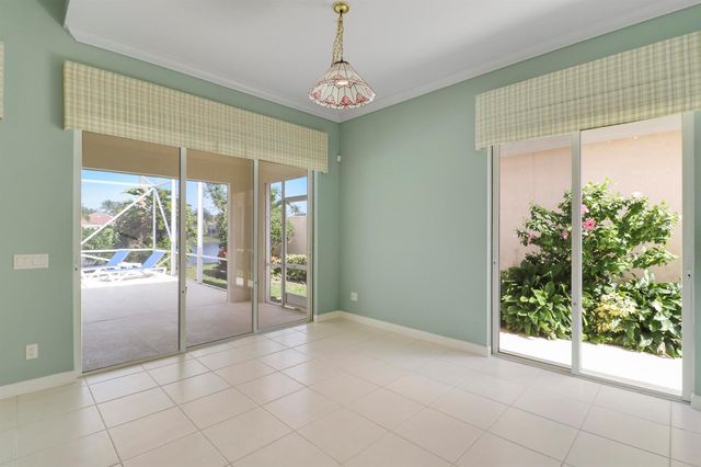 805 Niemen Drive, Palm Beach Gardens, FL 33410