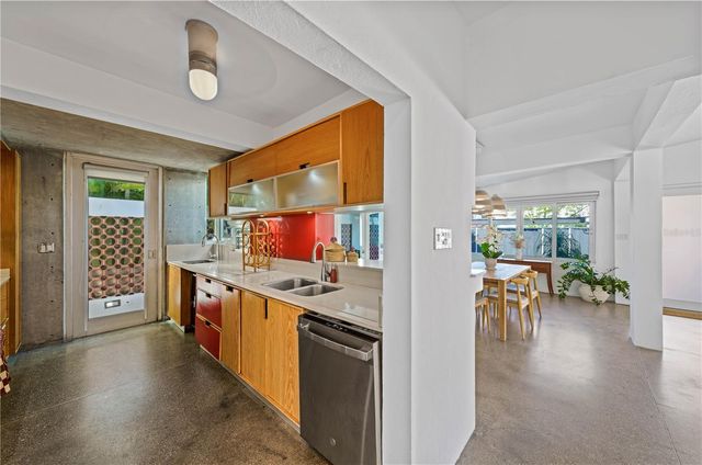 2164 TENIENTE LAVERGNE STREET, San Juan, PR 00913