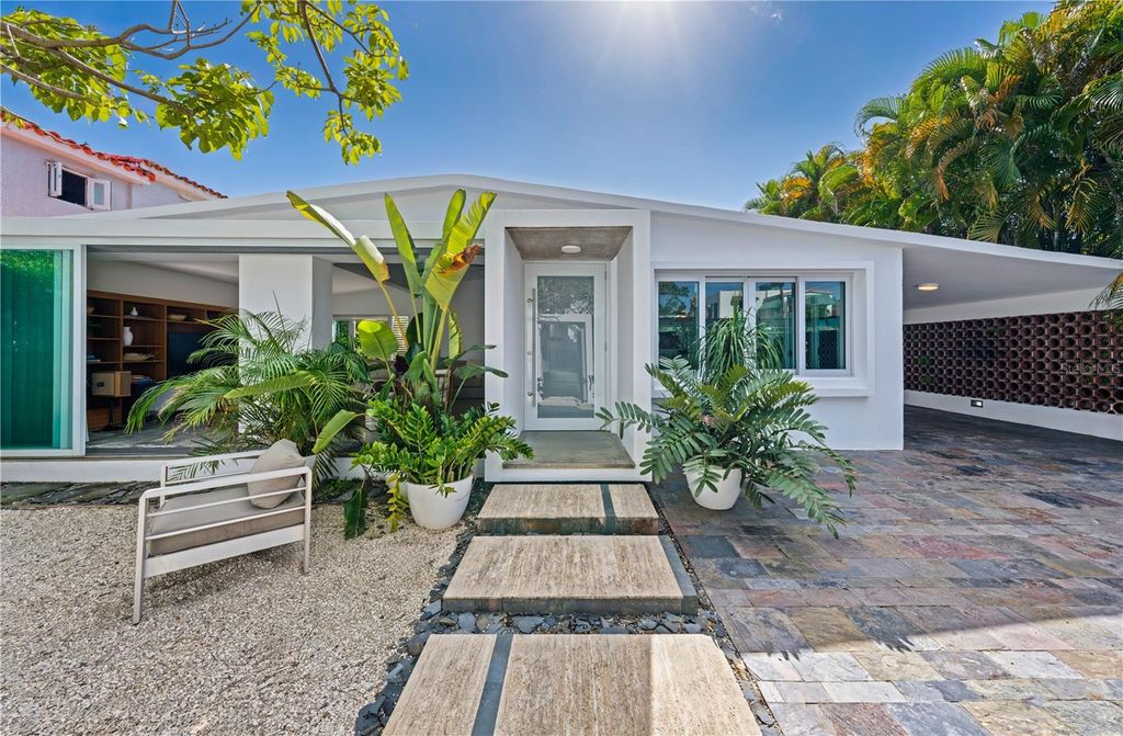 2164 TENIENTE LAVERGNE STREET, San Juan, PR 00913