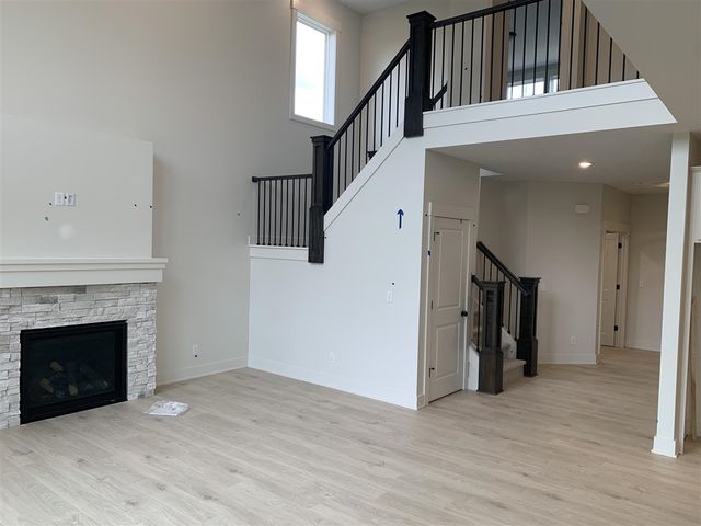 6563 Ravine Point Drive, Rockford, MI 49341