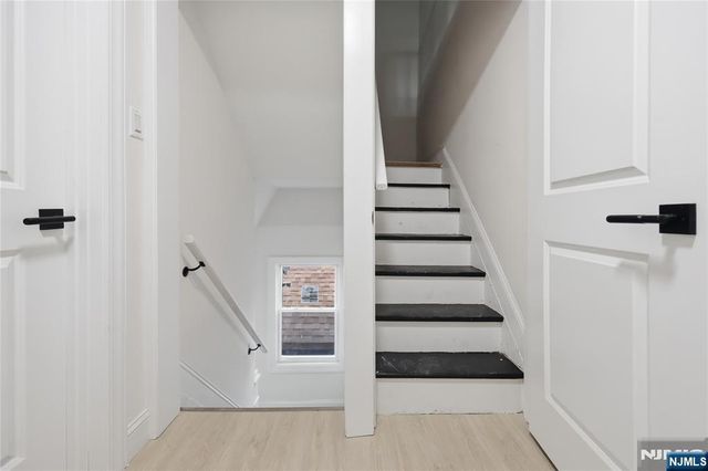 10-12 Mulford Place, Newark, NJ 07112