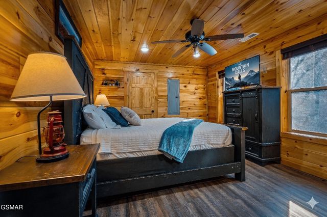 1610 Jobey Green Hollow Road, Sevierville, TN 37876