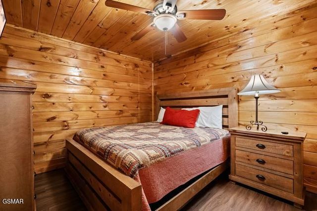 1930 Backhome Lane, Sevierville, TN 37876