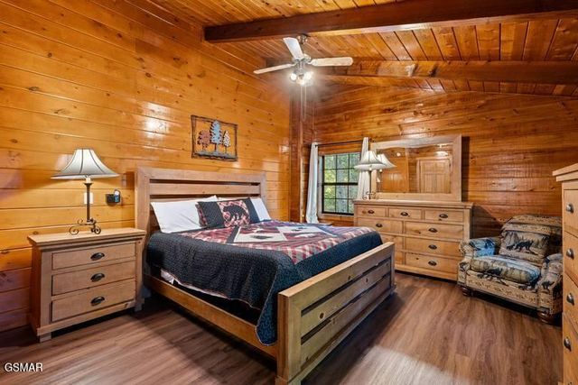 1930 Backhome Lane, Sevierville, TN 37876