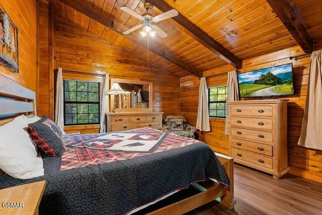 1930 Backhome Lane, Sevierville, TN 37876