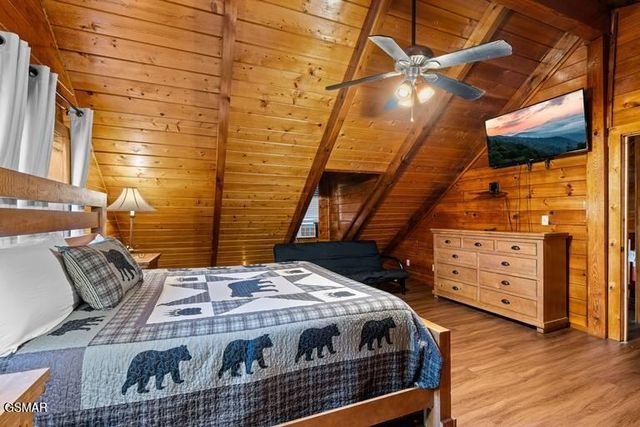 1930 Backhome Lane, Sevierville, TN 37876