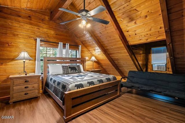 1930 Backhome Lane, Sevierville, TN 37876