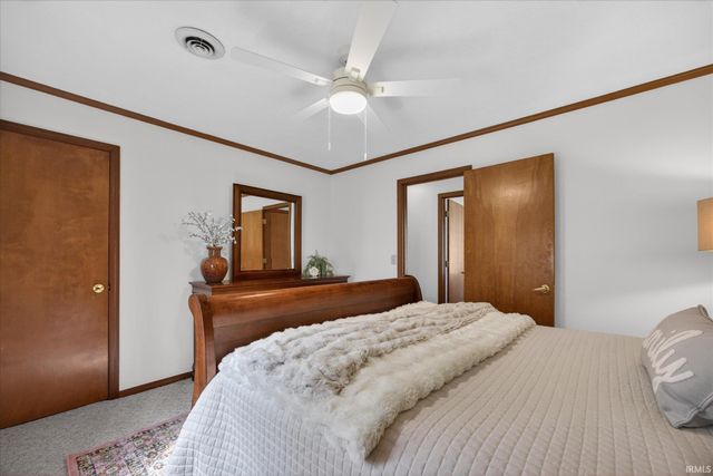 433 S Tulip Tree Court, Ellettsville, IN 47429