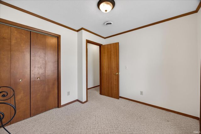 433 S Tulip Tree Court, Ellettsville, IN 47429