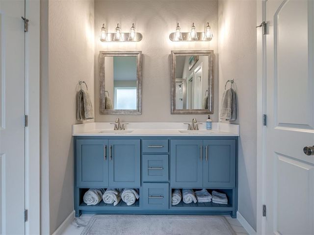 14905 Adelaide Lane, Oklahoma City, OK 73142
